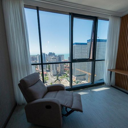 Season Suite Apart-Hotel Batumi Exterior foto